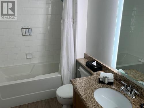 1200 Rancher Creek Road Unit# 27B, Osoyoos, BC - Indoor Photo Showing Bathroom