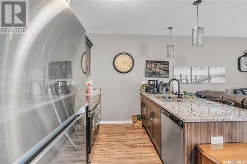 317 1715 Badham Boulevard, Regina, SK - Indoor Photo Showing Kitchen