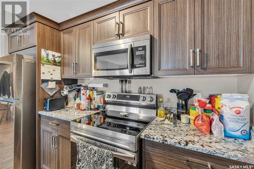 317 1715 Badham Boulevard, Regina, SK - Indoor Photo Showing Kitchen