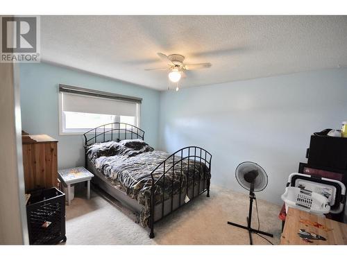 950 Western Avenue, Williams Lake, BC - Indoor Photo Showing Bedroom