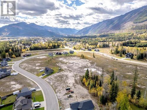 2107 Whiskey Jack Drive, Sparwood, BC 