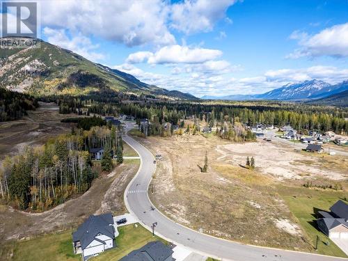 2107 Whiskey Jack Drive, Sparwood, BC 