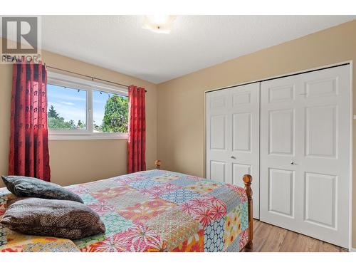 407 Engelmann Spruce Drive, Sparwood, BC - Indoor Photo Showing Bedroom