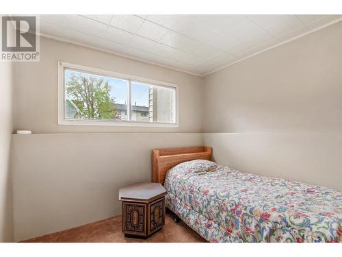 407 Engelmann Spruce Drive, Sparwood, BC - Indoor Photo Showing Bedroom