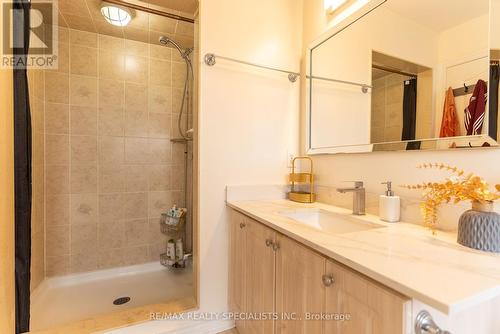 15 Kintyre Street, Brampton, ON - Indoor Photo Showing Bathroom