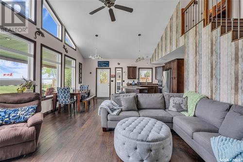 3 Mathews Crescent, Turtle Lake, SK - Indoor Photo Showing Living Room