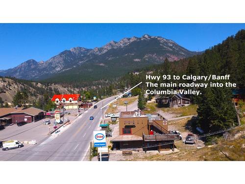 4930 Highway 93, Radium Hot Springs, BC - Outdoor With View