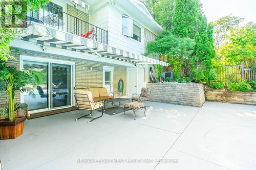 1129 Scenic Drive, Hamilton, ON - Outdoor