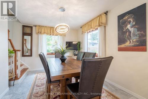 1129 Scenic Drive, Hamilton, ON - Indoor Photo Showing Dining Room