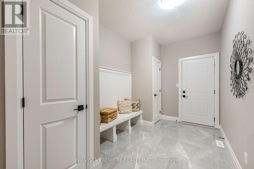 40 Hazelwood Pass, Thames Centre (Dorchester), ON - Indoor Photo Showing Other Room