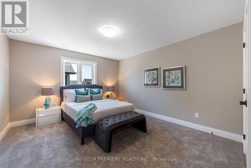 40 Hazelwood Pass, Thames Centre (Dorchester), ON - Indoor Photo Showing Bedroom