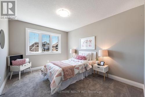 40 Hazelwood Pass, Thames Centre (Dorchester), ON - Indoor Photo Showing Bedroom