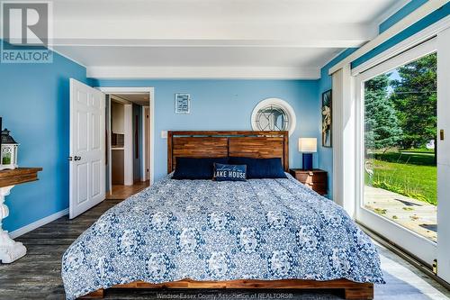 1127 Campbell Lane, Kingsville, ON - Indoor Photo Showing Bedroom