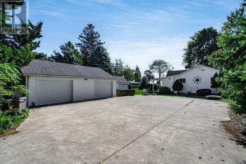 1127 Campbell Lane, Kingsville, ON - Outdoor With Exterior