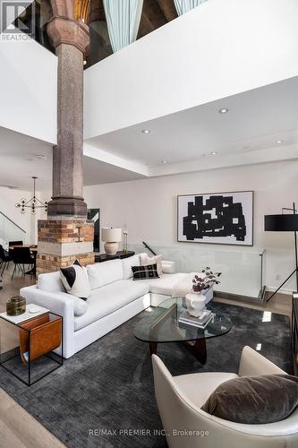 15 - 40 Westmoreland Avenue, Toronto (Dovercourt-Wallace Emerson-Junction), ON - Indoor Photo Showing Living Room