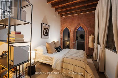 15 - 40 Westmoreland Avenue, Toronto (Dovercourt-Wallace Emerson-Junction), ON - Indoor Photo Showing Bedroom