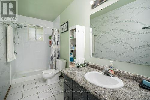 25 Dollar Crescent, Greater Napanee, ON - Indoor Photo Showing Bathroom