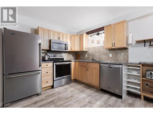 1051 Gerry Sorensen Way Unit# 114, Kimberley, BC - Indoor Photo Showing Kitchen