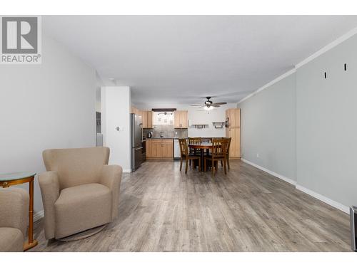 1051 Gerry Sorensen Way Unit# 114, Kimberley, BC - Indoor Photo Showing Living Room