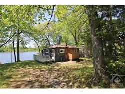 1290 BAYVIEW Drive  Constance Bay, ON K0A 3M0