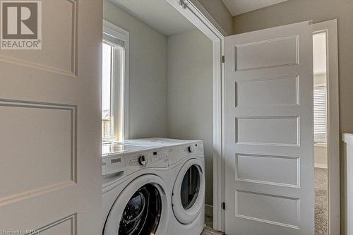 931 Georgetown Drive, London, ON - Indoor Photo Showing Laundry Room