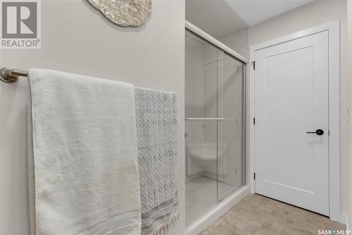 206 Braemar Bay, Saskatoon, SK - Indoor Photo Showing Bathroom