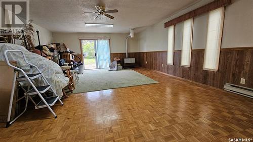 711 1St Avenue E, Ponteix, SK - Indoor Photo Showing Other Room