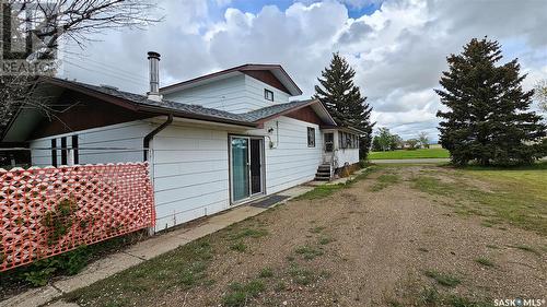 711 1St Avenue E, Ponteix, SK - Outdoor