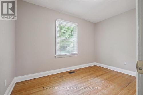 59 Dromore Crescent, Toronto, ON - Indoor Photo Showing Other Room