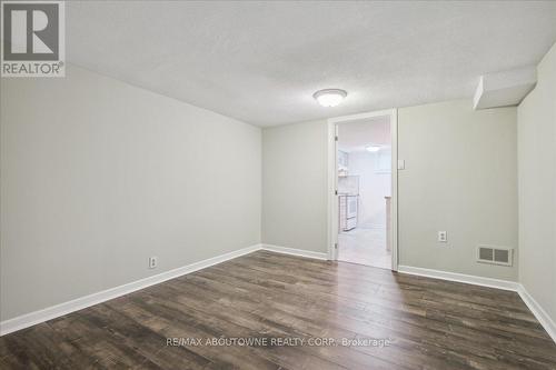 59 Dromore Crescent, Toronto, ON - Indoor Photo Showing Other Room