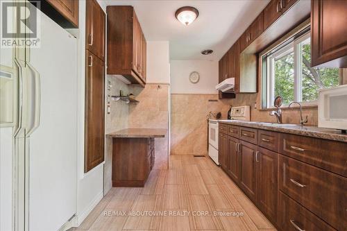 59 Dromore Crescent, Toronto, ON - Indoor Photo Showing Kitchen