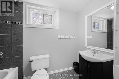 267 Johnson Street, Barrie (Georgian Drive), ON - Indoor Photo Showing Bathroom