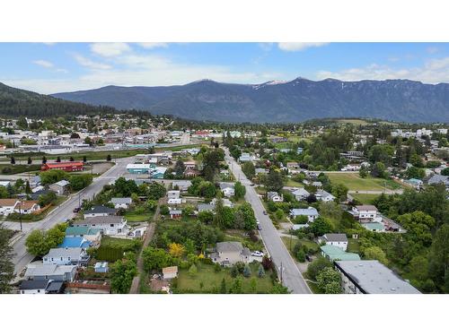 709 Cook Street, Creston, BC - Outdoor With View