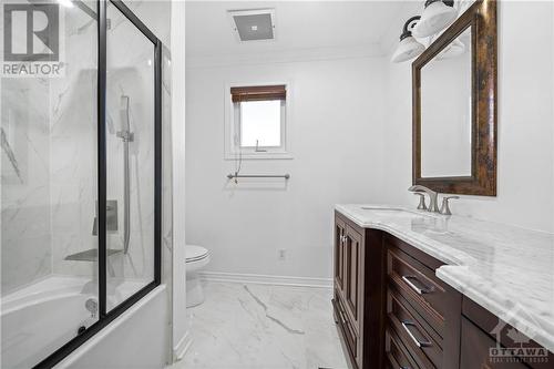 304 Mountbatten Avenue, Ottawa, ON - Indoor Photo Showing Bathroom