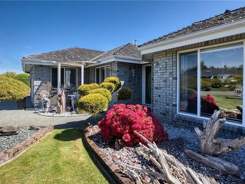 801 Tribune Pl, Qualicum Beach, BC 