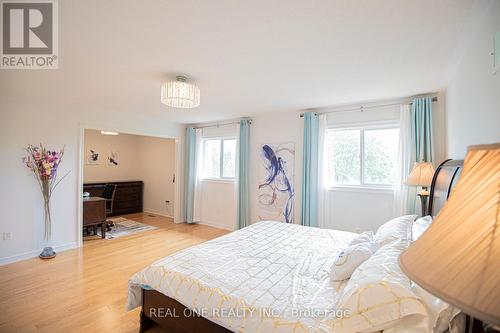 2181 Whitecliffe Way, Oakville (West Oak Trails), ON - Indoor Photo Showing Bedroom