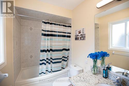 2181 Whitecliffe Way, Oakville (West Oak Trails), ON - Indoor Photo Showing Bathroom