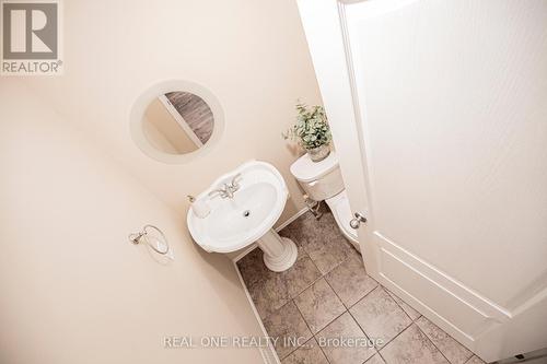 2181 Whitecliffe Way, Oakville (West Oak Trails), ON - Indoor Photo Showing Bathroom