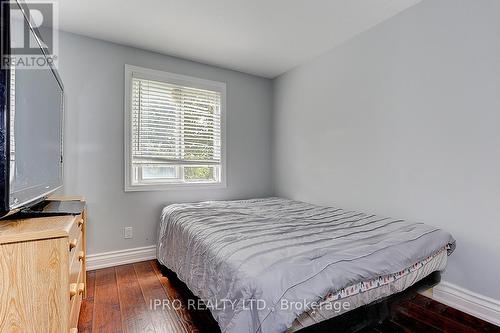 2719 Spruce Needle Court, Mississauga, ON - Indoor Photo Showing Bedroom