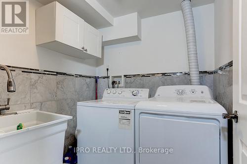 2719 Spruce Needle Court, Mississauga, ON - Indoor Photo Showing Laundry Room