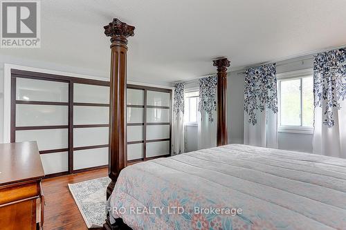 2719 Spruce Needle Court, Mississauga, ON - Indoor Photo Showing Bedroom
