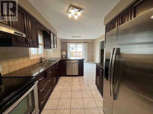 1669 Beaton Way, Pickering, ON - Indoor Photo Showing Kitchen With Double Sink