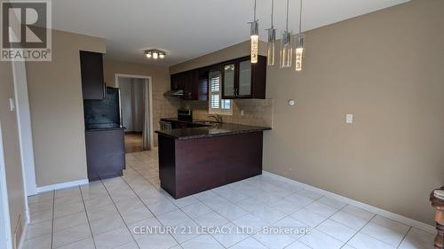 1669 Beaton Way, Pickering, ON - Indoor