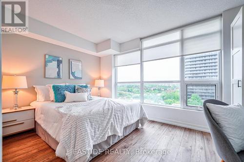 810 - 15 Singer Court, Toronto (Bayview Village), ON - Indoor Photo Showing Bedroom