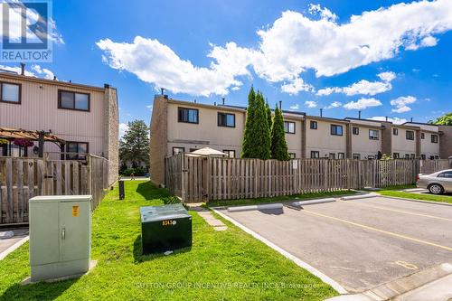 8 - 8 Guildford Crescent, Brampton, ON - Outdoor