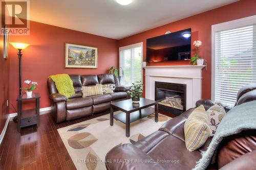 12 Fletcher Circle, Cambridge, ON - Indoor Photo Showing Living Room With Fireplace