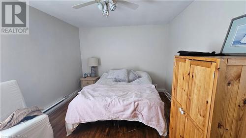 2889 Highway 6, Northern Bruce Peninsula, ON - Indoor Photo Showing Bedroom