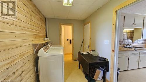2889 Highway 6, Northern Bruce Peninsula, ON - Indoor Photo Showing Laundry Room
