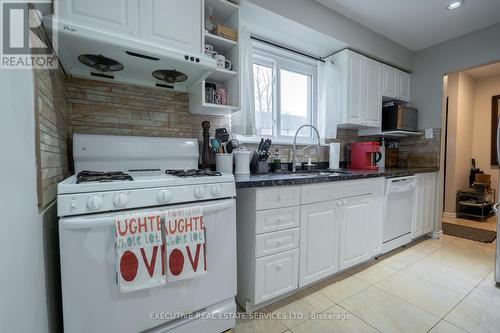 57 - 1235 Radom Street, Pickering, ON - Indoor Photo Showing Kitchen