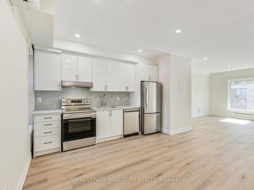 2Nd/3Rd-449 Church St, Toronto, ON - Indoor Photo Showing Kitchen